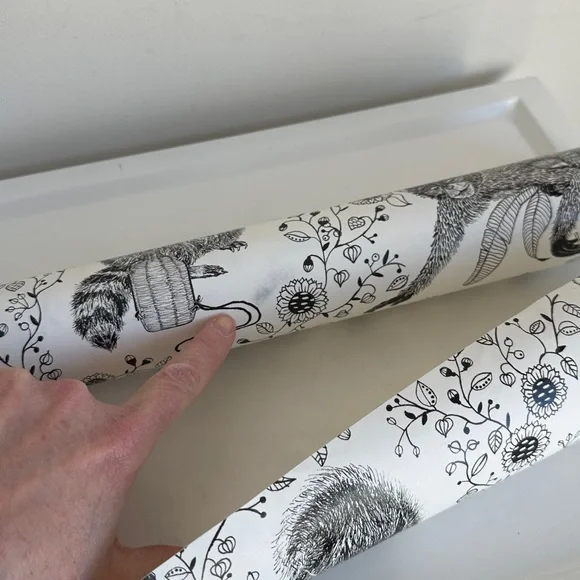 RESERVED!! Anthropologie Wallpaper Floral Animals Henriette Black White York - Picture 15 of 15